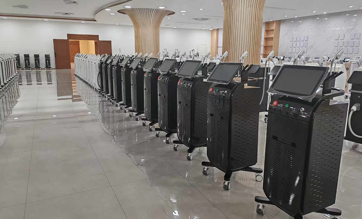 Soprano Titanium ice Laser Machine