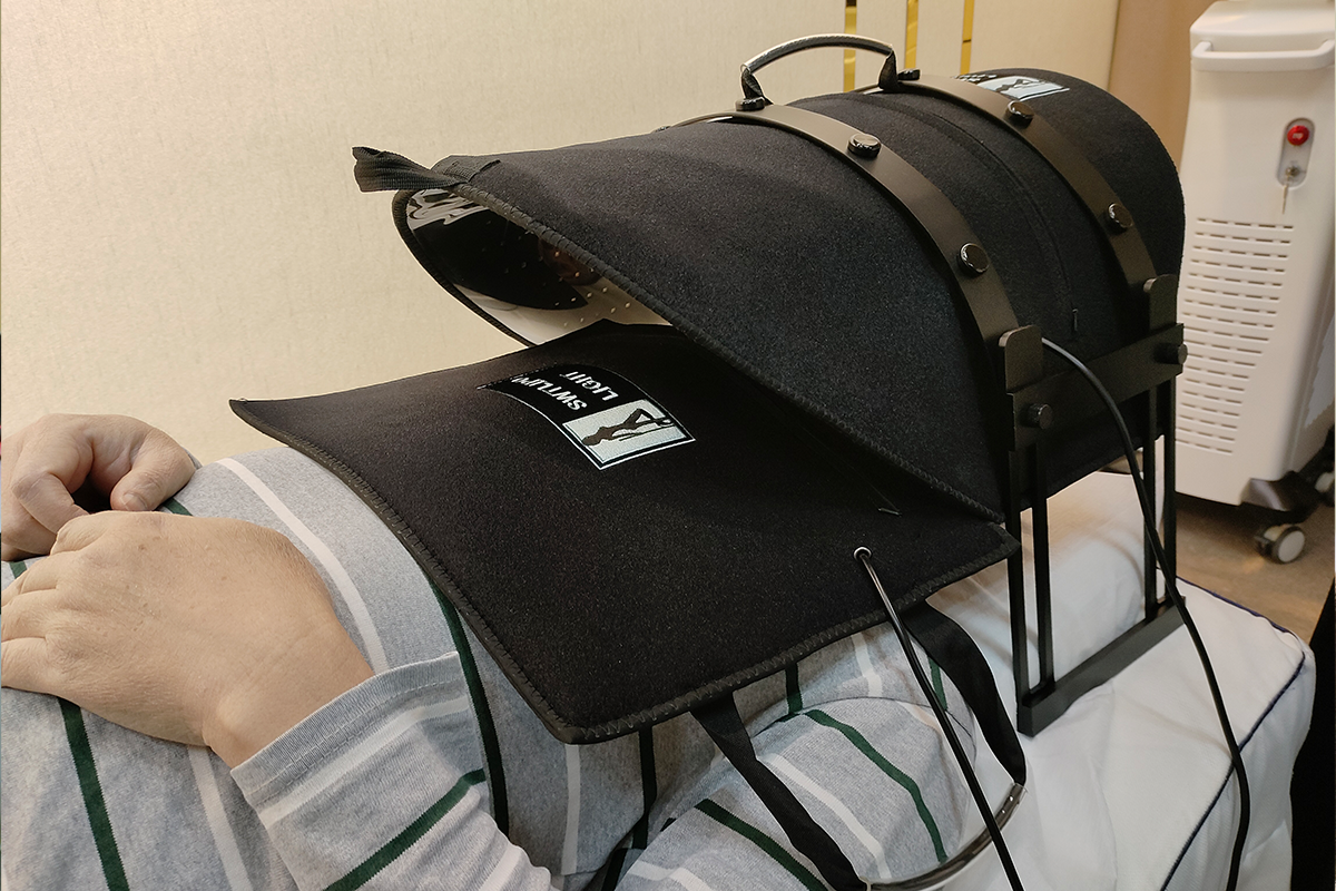 BA-EM24 red light therapy machine treatment-3