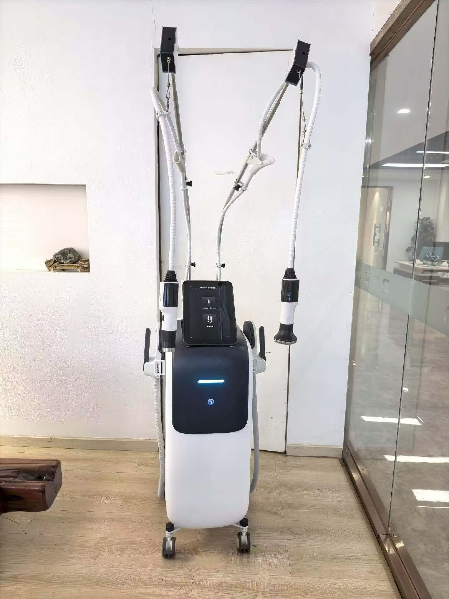 BA-ES32 2 in 1 Coolwave Magnetic Stimulation Machine real shots (2)