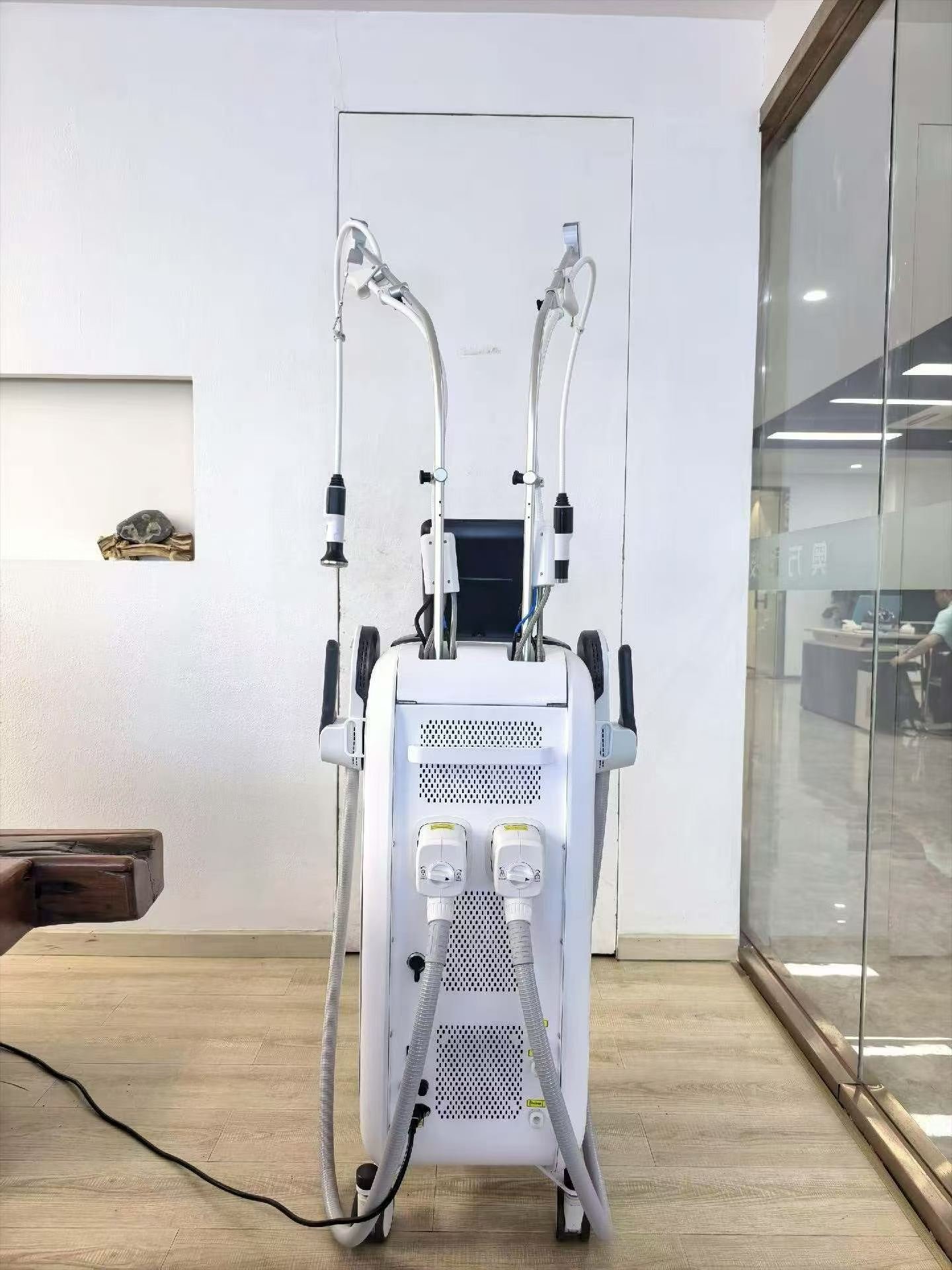 BA-ES32 2 in 1 Coolwave Magnetic Stimulation Machine real shots (4)