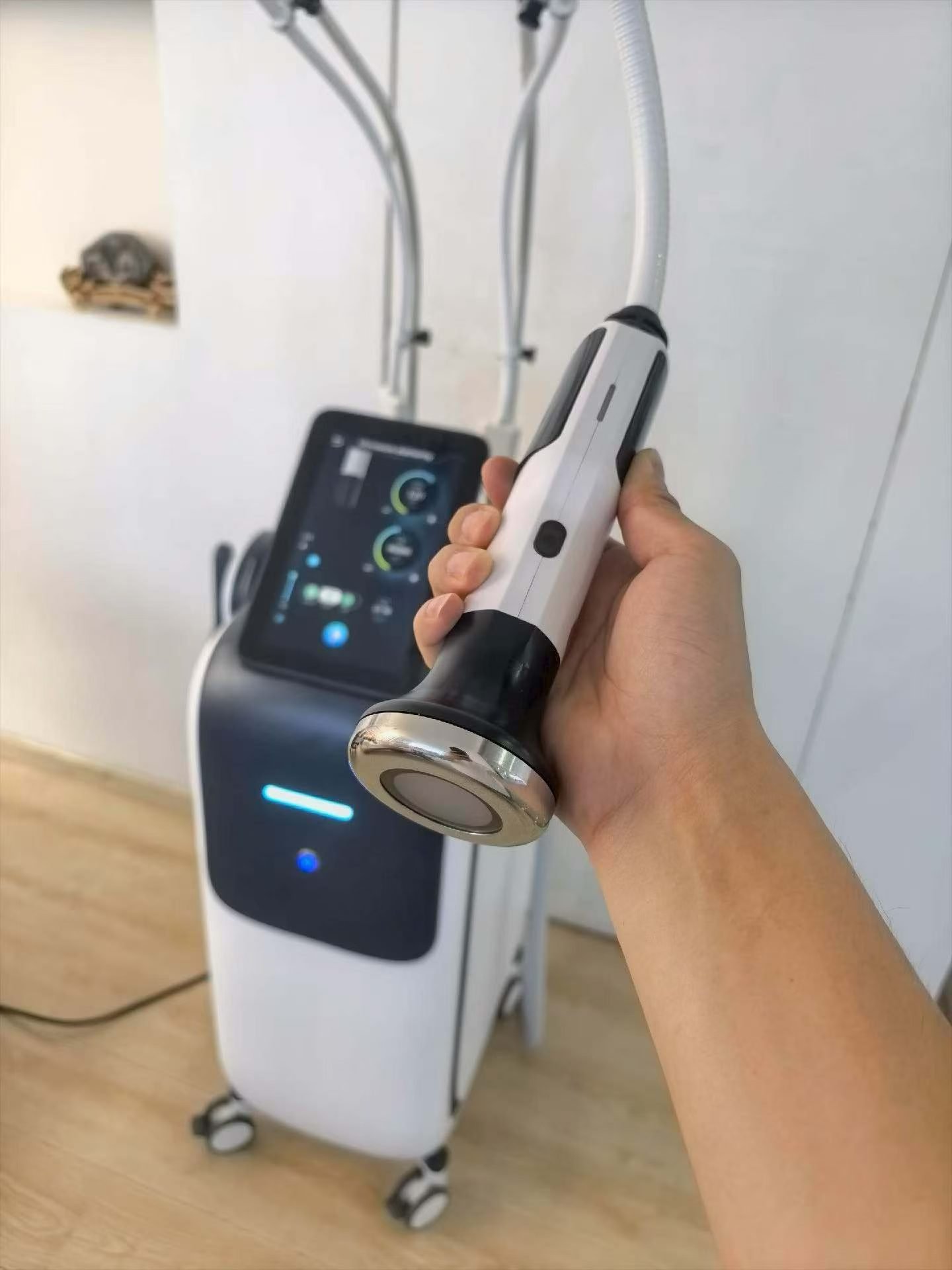 BA-ES32 2 in 1 Coolwave Magnetic Stimulation Machine real shots (6)