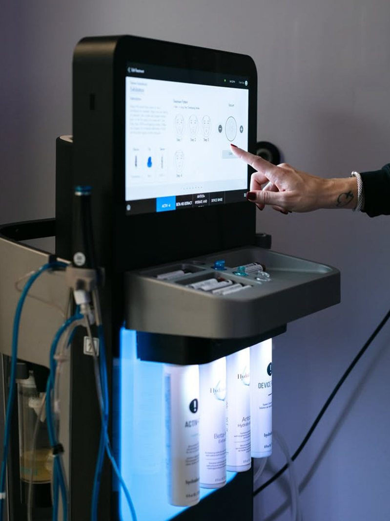 hydrafacial machine real shots3